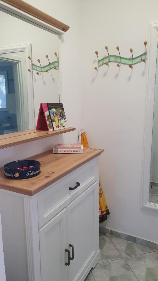 Apartment Lora Pag Town Dış mekan fotoğraf